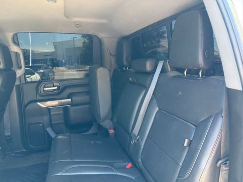 Used 2020 Chevrolet Silverado 2500 LTZ w/ LTZ Premium Package AWD/4WD image 32