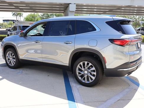 New 2026 Buick Enclave Preferred w/ Power Package FWD image 5