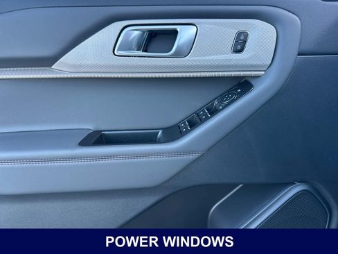 New 2026 Ford Explorer Active w/ Active Comfort Package RWD image 11