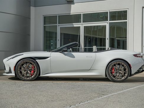 New 2025 Aston Martin DB12 Convertible image 9