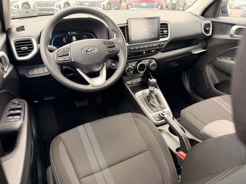 New 2026 Hyundai Venue SEL FWD image 7