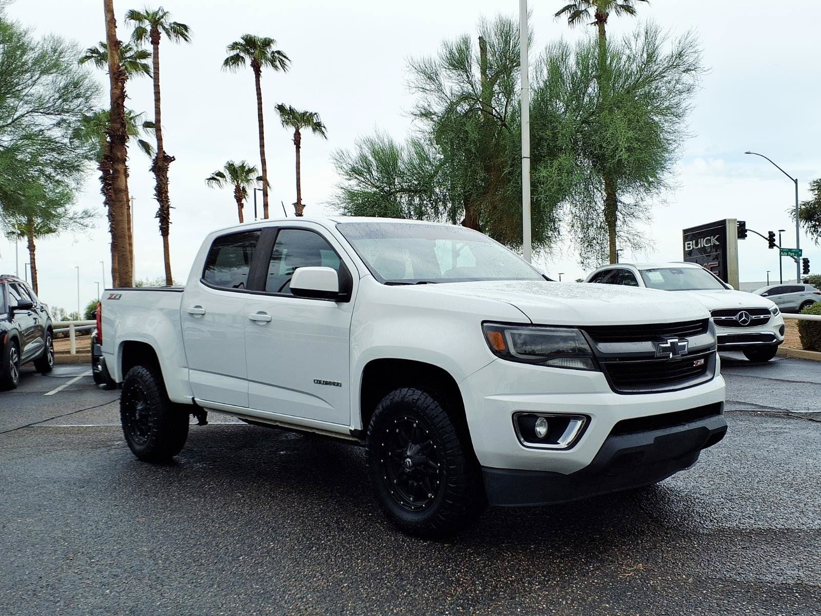 Used 2019 Chevrolet Colorado Z71 AWD/4WD image 3
