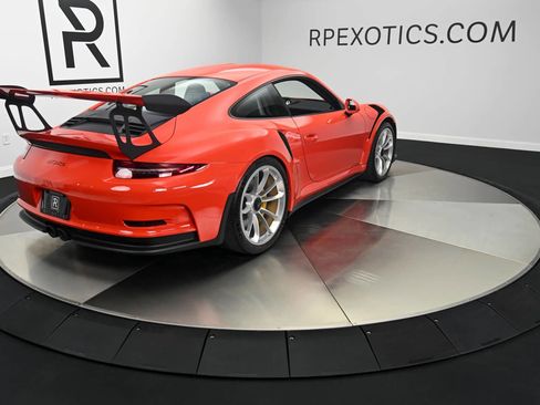 Used 2016 Porsche 911 GT3 RS RWD image 8