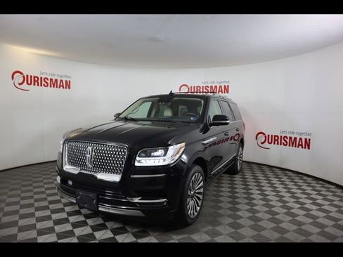 Used 2020 Lincoln Navigator Reserve w/ Luxury Package AWD/4WD image 3