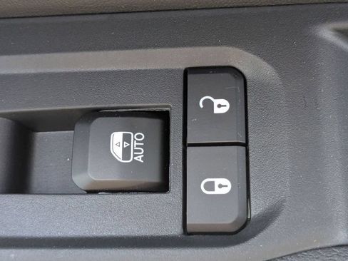 New 2026 Jeep Compass Latitude AWD/4WD image 38