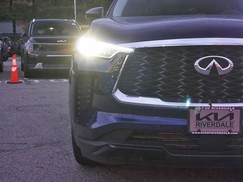 Used 2025 INFINITI QX60 Luxe image 17