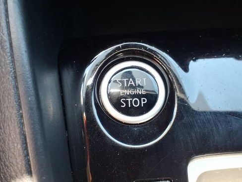 Used 2020 Nissan Kicks S FWD image 28
