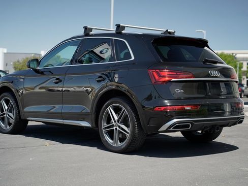 Used 2021 Audi Q5 e Premium AWD/4WD image 3