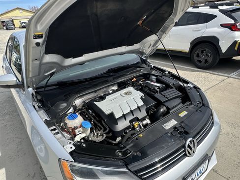Used 2014 Volkswagen Jetta TDI FWD image 22