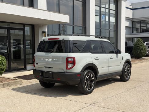 Used 2023 Ford Bronco Sport Outer Banks AWD/4WD image 4