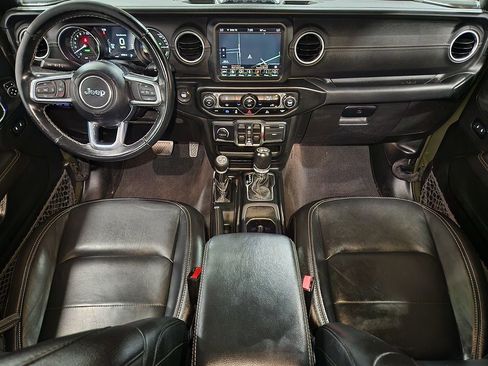 Used 2021 Jeep Wrangler Unlimited Sahara AWD/4WD image 36