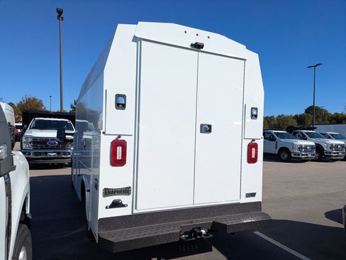 New 2025 Ford Transit 350 w/ Interior Upgrade Package image 5