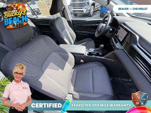 Used 2025 Toyota Camry LE FWD image 24