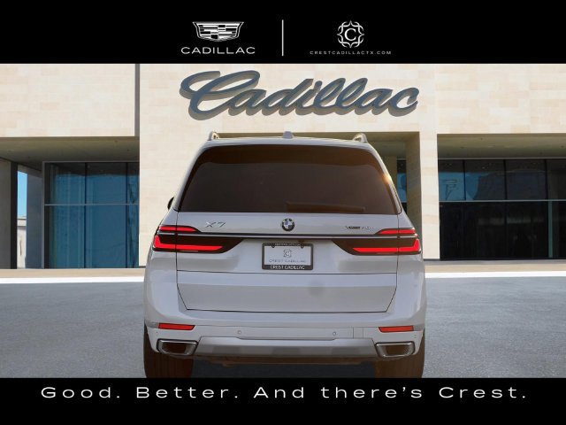 Used 2026 BMW X7 xDrive40i w/ Premium Package AWD/4WD image 4