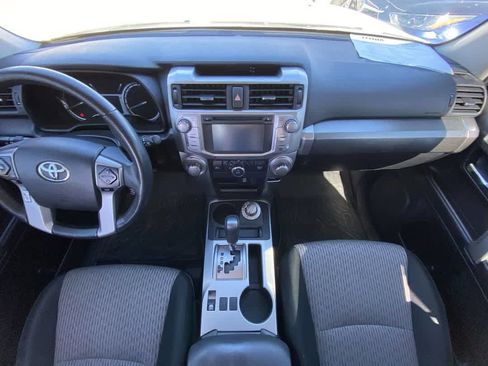Used 2019 Toyota 4Runner SR5 AWD/4WD image 24
