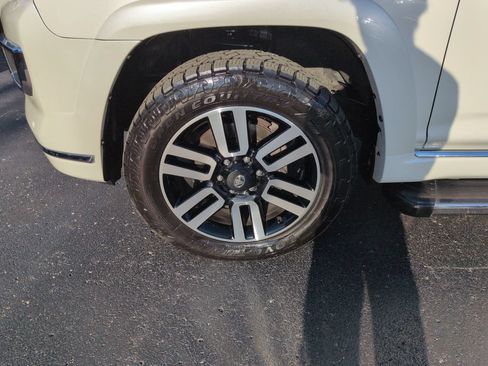 Used 2019 Toyota 4Runner Limited AWD/4WD image 27
