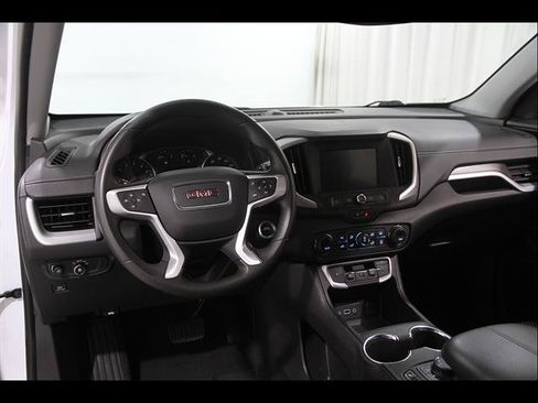Used 2023 GMC Terrain SLE w/ Driver Convenience Package FWD image 6
