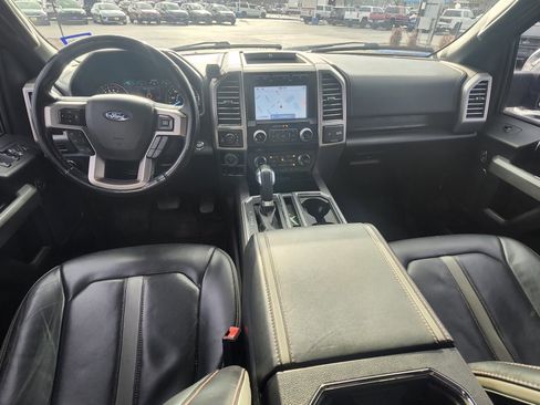 Used 2018 Ford F150 Platinum w/ Equipment Group 701A Luxury image 8