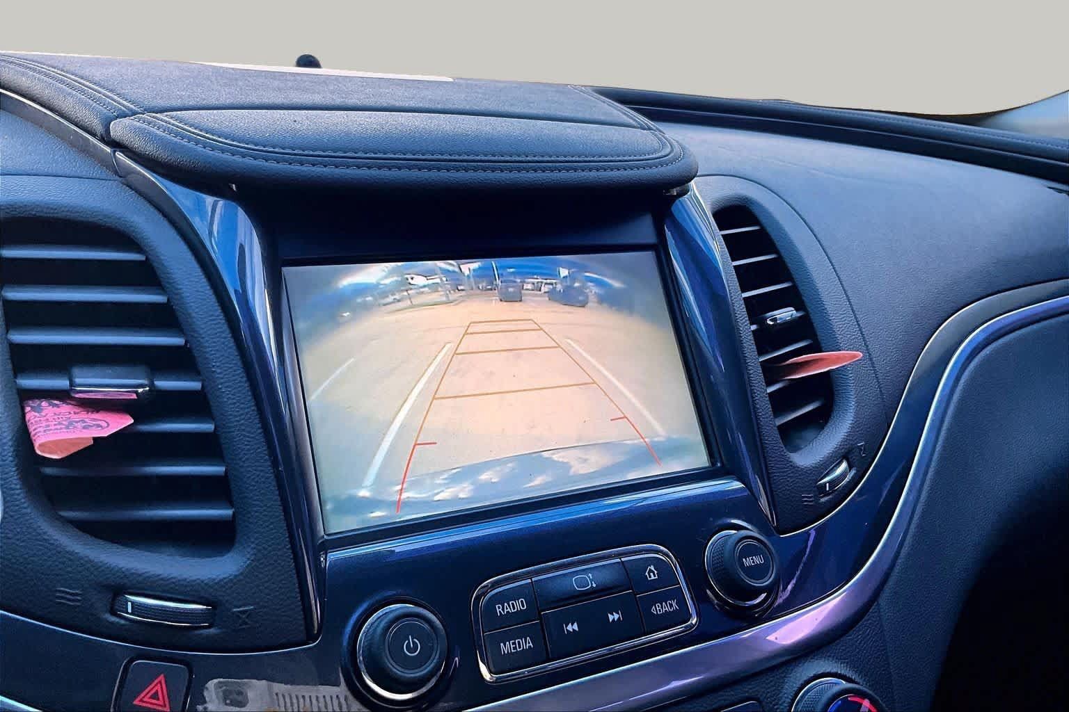 Used 2019 Chevrolet Impala LT FWD image 25