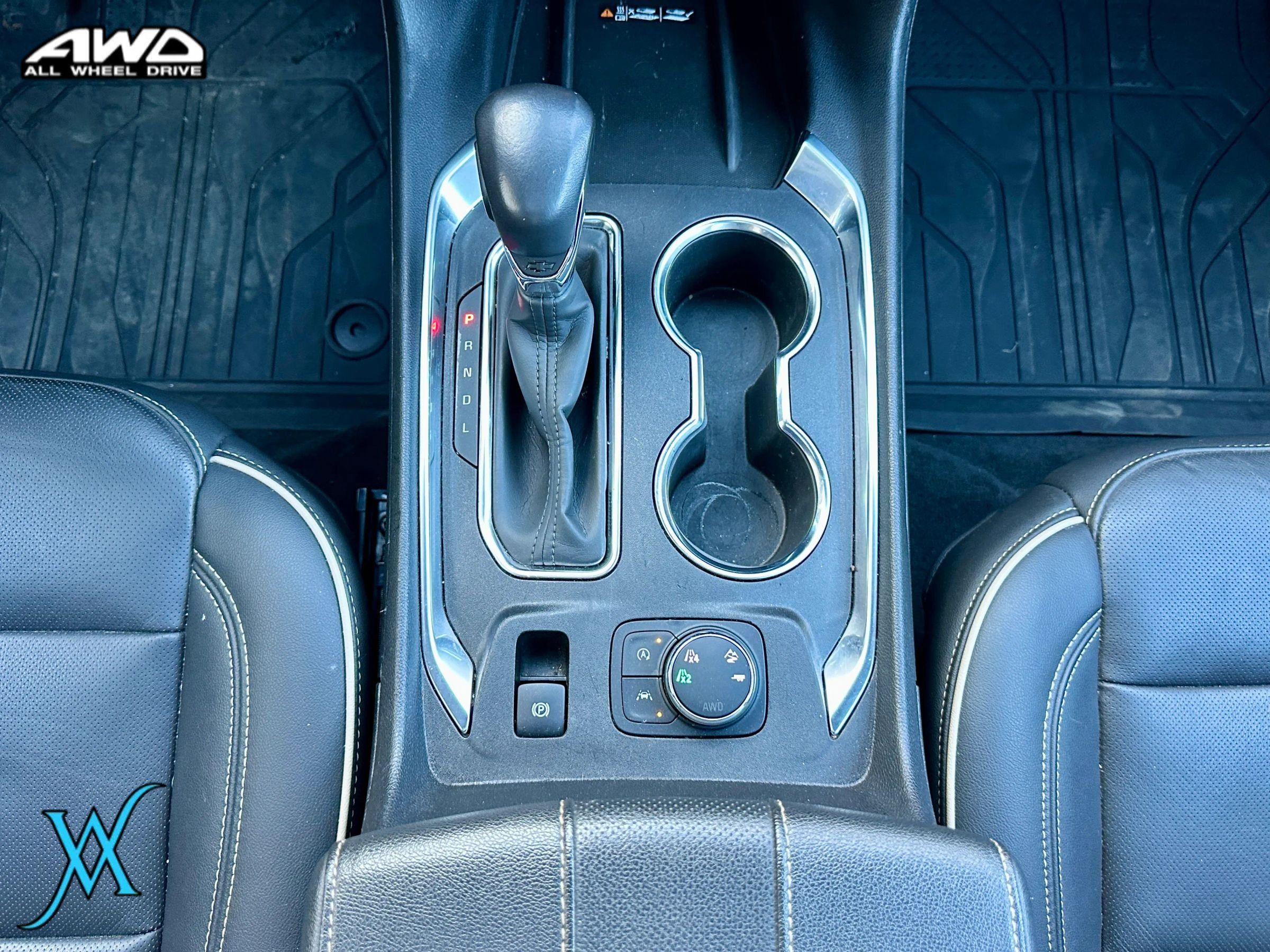 Used 2022 Chevrolet Traverse Premier w/ LPO, Floor Liner Package AWD/4WD image 35