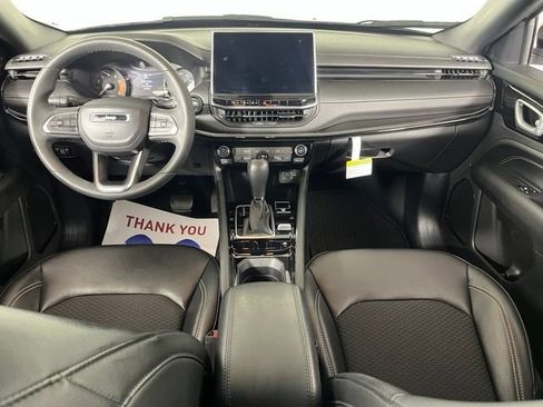 Used 2023 Jeep Compass Latitude w/ Convenience Group AWD/4WD image 40
