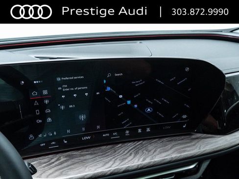 Used 2025 Audi Q5 Premium w/ Convenience Package AWD/4WD image 16
