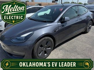 Used 2023 Tesla Model 3 Standard Range RWD video 1