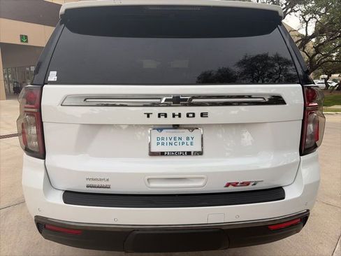 Used 2022 Chevrolet Tahoe RST w/ Luxury Package AWD/4WD image 3