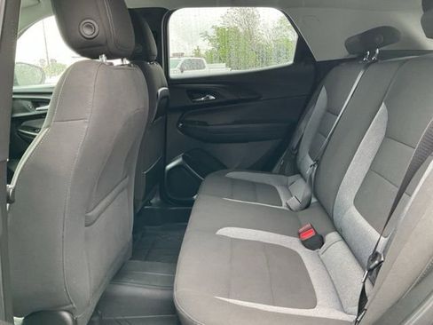 Used 2021 Chevrolet TrailBlazer LT w/ Convenience Package AWD/4WD image 8