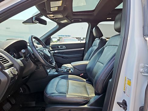 Used 2019 Ford Explorer Sport w/ Ford Safe & Smart Package AWD/4WD image 15