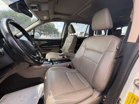 Used 2019 Honda Pilot Touring image 15