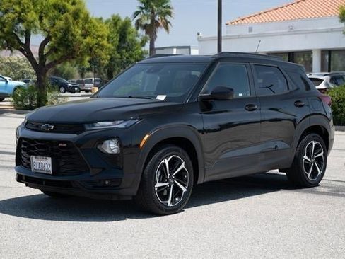 Used 2021 Chevrolet TrailBlazer RS w/ Sun and Liftgate Package image 10