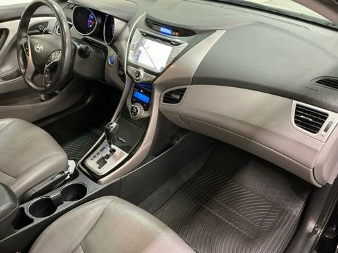 Used 2013 Hyundai Elantra Limited w/ Technology Pkg image 19