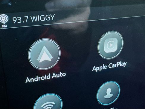 Used 2023 Chevrolet Blazer LT w/ Convenience Package image 2