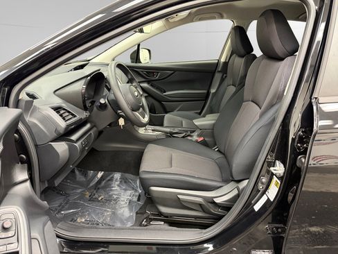 Used 2023 Subaru Crosstrek 2.0i image 9