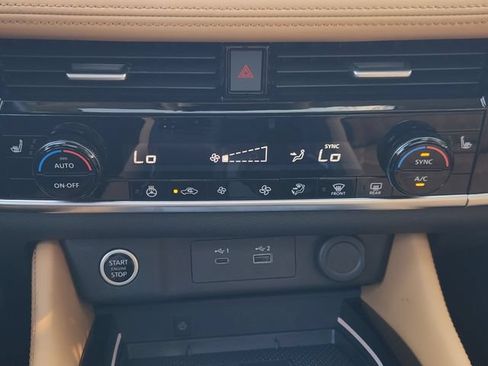 Used 2023 Nissan Rogue Platinum FWD image 20