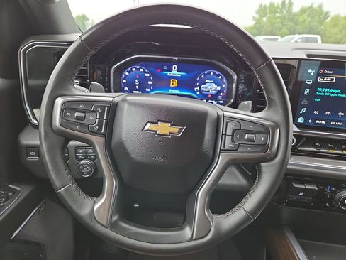 Certified 2024 Chevrolet Silverado 1500 High Country w/ Technology Package AWD/4WD image 13