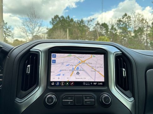 Used 2021 Chevrolet Silverado 1500 LTZ w/ LTZ Convenience Package II image 24