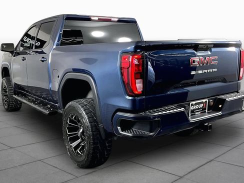 Used 2020 GMC Sierra 1500 Elevation w/ Elevation Value Package AWD/4WD image 11