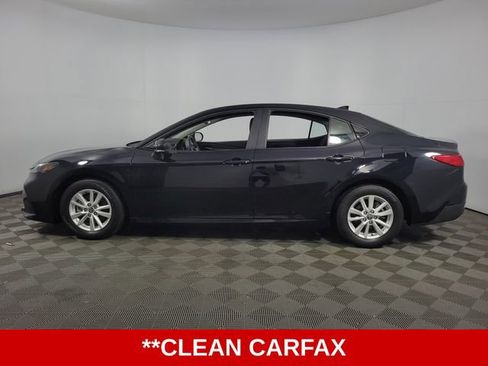 Used 2025 Toyota Camry LE image 5