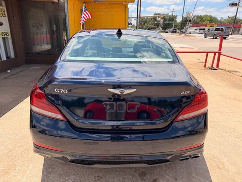 Used 2019 Genesis G70 2.0T Advanced RWD image 4