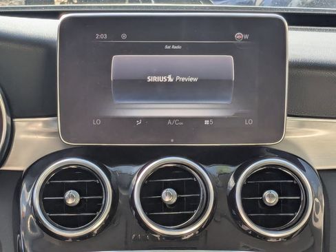 Used 2017 Mercedes-Benz C 300 4MATIC Sedan image 5