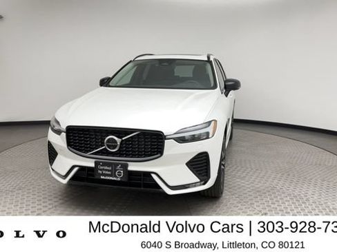 Certified 2025 Volvo XC60 B5 Plus AWD/4WD image 7