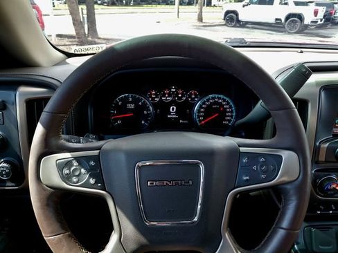 Used 2018 GMC Sierra 1500 Denali w/ Denali Ultimate Package AWD/4WD image 24