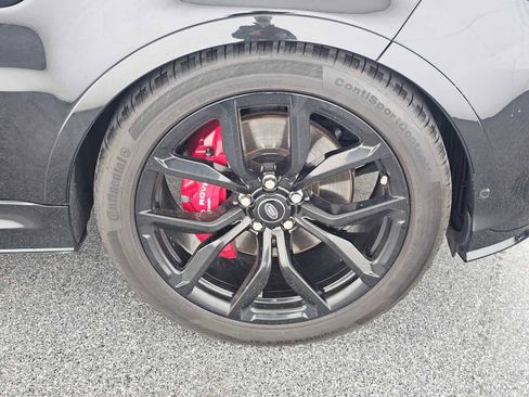 Used 2022 Land Rover Range Rover Sport SVR AWD/4WD image 9