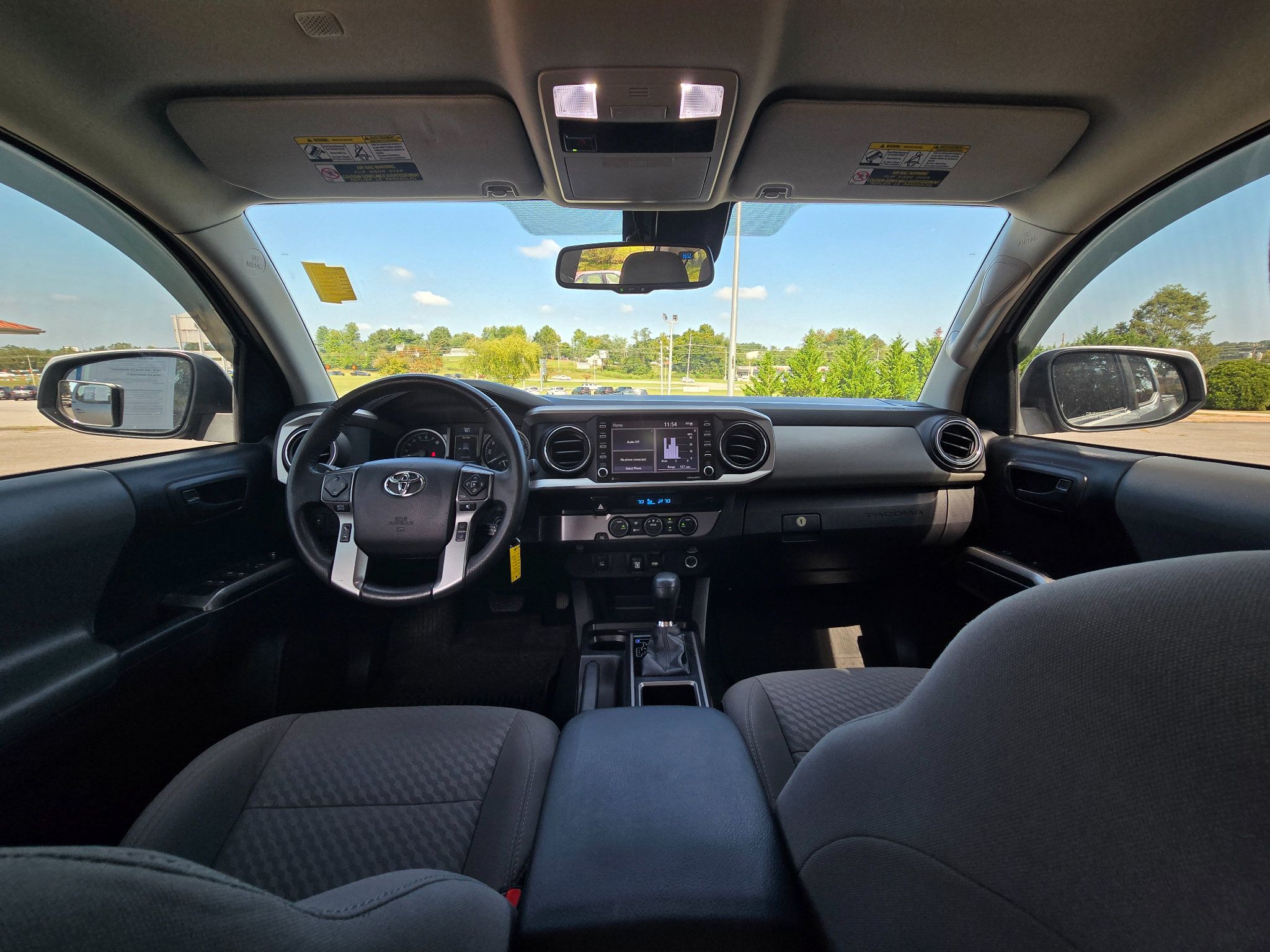 Used 2021 Toyota Tacoma SR5 RWD image 17