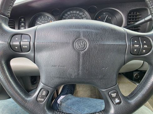 Used 2004 Buick Le Sabre Limited image 12