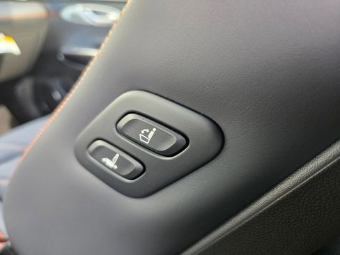 Used 2026 Genesis GV70 3.5T Sport Prestige image 35