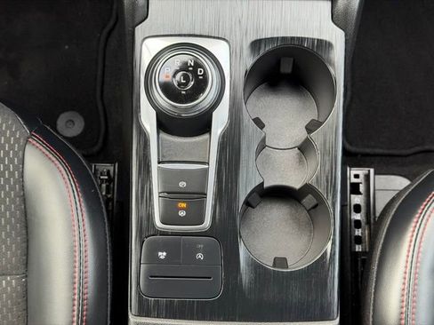 Used 2025 Ford Escape ST-Line image 25