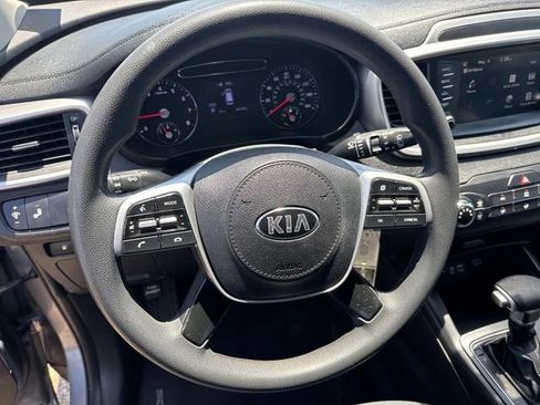 Used 2020 Kia Sorento LX FWD image 27